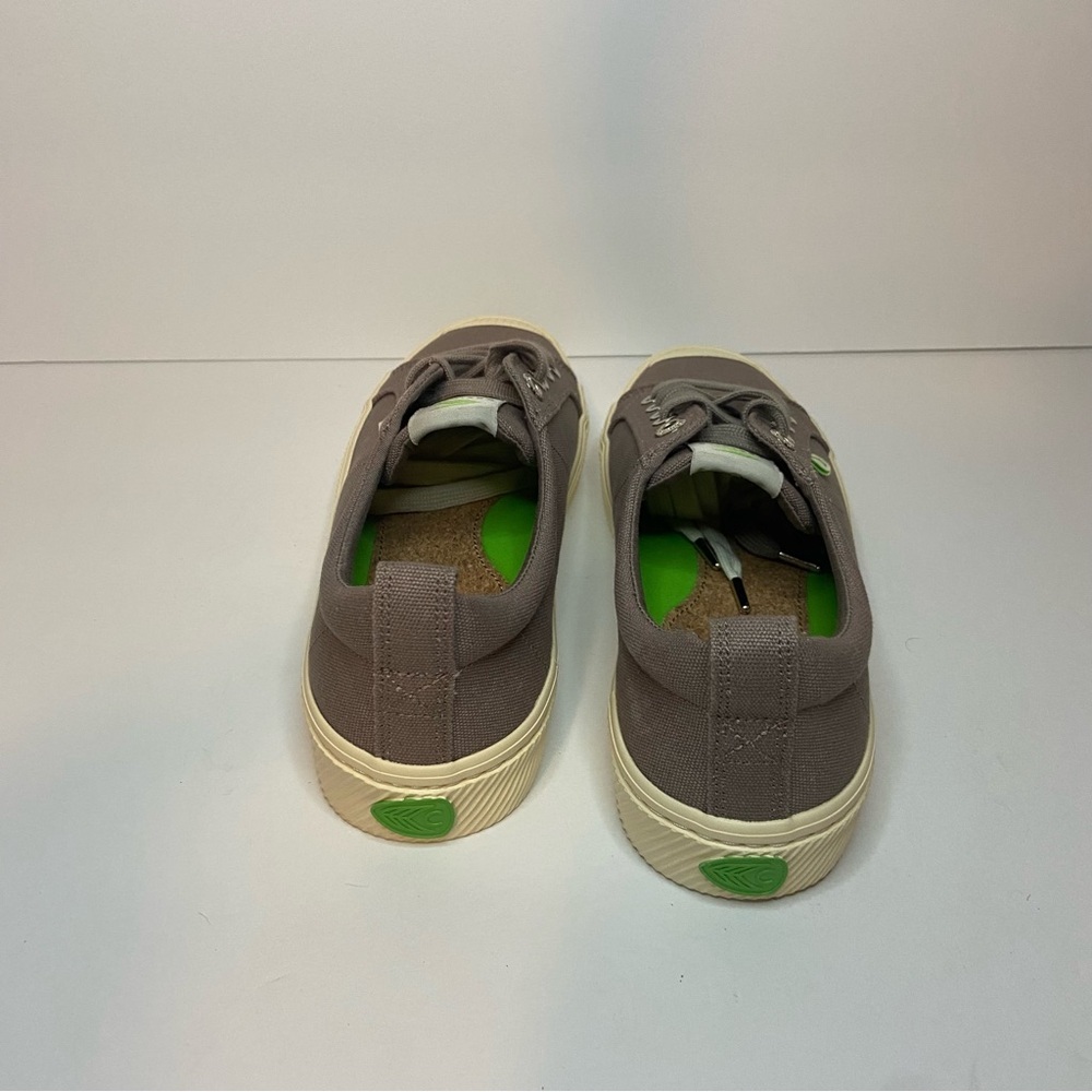Cariuma Gray Oca Low Top Sneakers - Picture 8 of 9